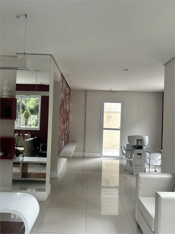 Apartamento à venda com 3 quartos, sendo 1 suíte,  em Vila Andrade, São Paulo, SP