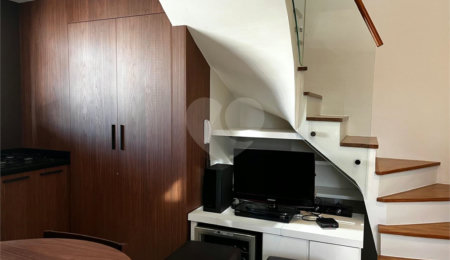 Casa para alugar com 1 suíte no condomínio Ibirapuera Loft, São Paulo - SP