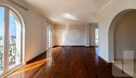 Apartamento à venda ou para alugar com 4 quartos, sendo 2 suítes,  em Higienópolis, São Paulo, SP