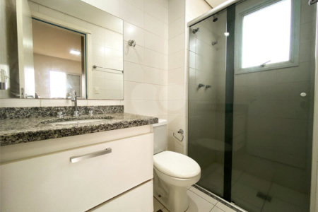 Apartamento à venda com 2 quartos no Centro, Araraquara, SP