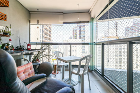 Apartamento à venda com 1 quarto em Jardim das Acácias, São Paulo, SP