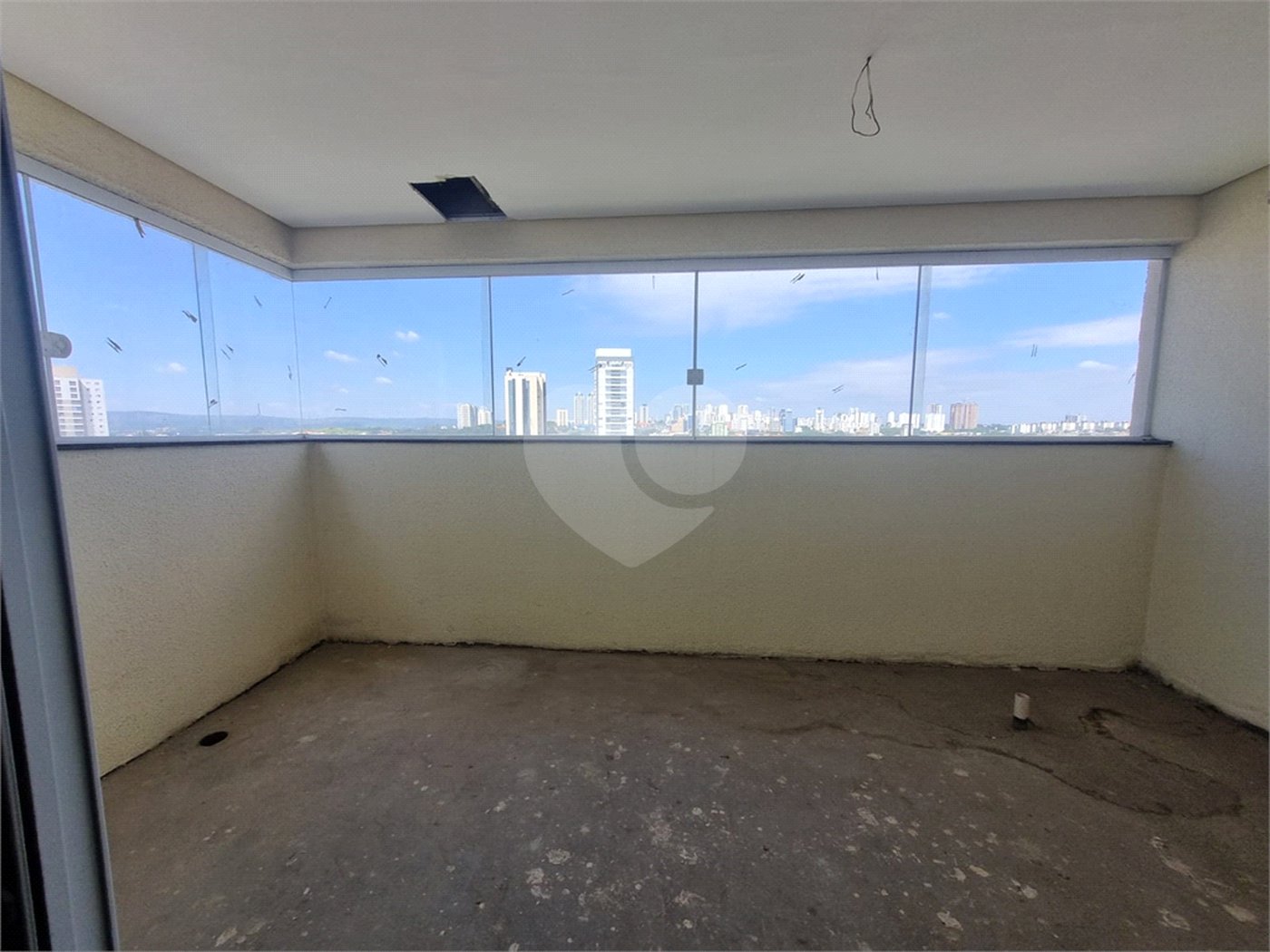 Cobertura à venda com 4 quartos, sendo 3 suítes, em Jardim Judith, Sorocaba, SP