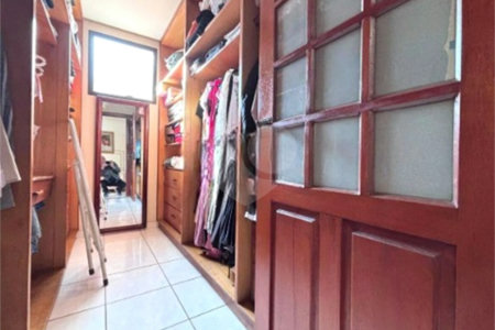 Sobrado à venda ou para alugar com 3 quartos, sendo 1 suíte,  em Jardim Maria Helena, Guarulhos, SP