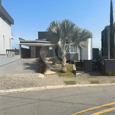 Casa à venda com 3 suítes no condomínio Aruã, Mogi das Cruzes - SP