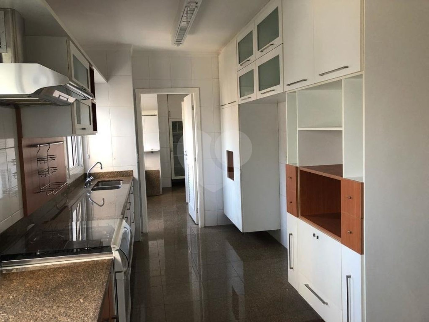 Apartamento à venda com 3 suítes em Vila Suzana, São Paulo, SP