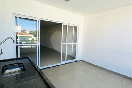 Apartamento à venda com 3 quartos, sendo 1 suíte, em Baeta Neves, São Bernardo do Campo, SP