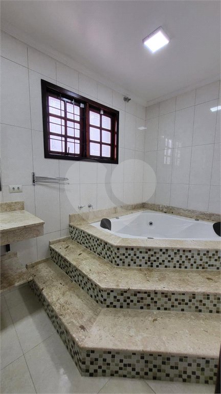 Chácara à venda com 3 quartos, sendo 2 suítes, em Planalto Verde, São Roque, SP