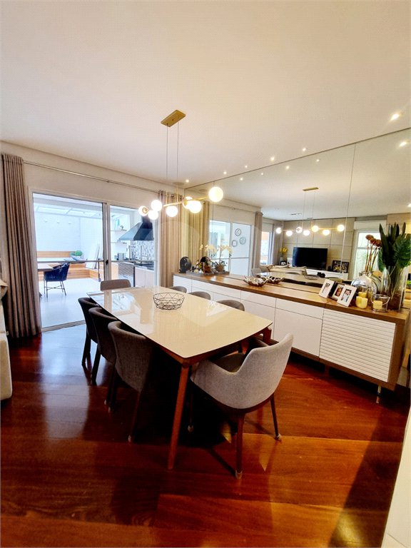 Casa à venda com 3 suítes no condomínio Villa Splendore, São Paulo - SP