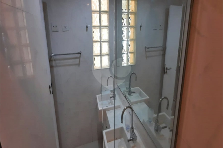 Apartamento à venda com 3 quartos, sendo 1 suíte, em Vila Paulicéia, São Paulo, SP