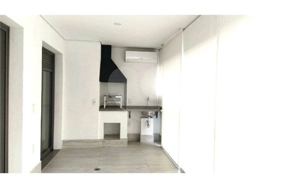 Apartamento à venda com 3 quartos, sendo 1 suíte, em Paraíso, São Paulo, SP