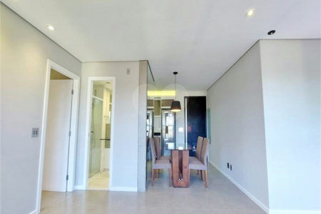 Apartamento à venda com 1 suíte em Jardim das Acácias, São Paulo, SP