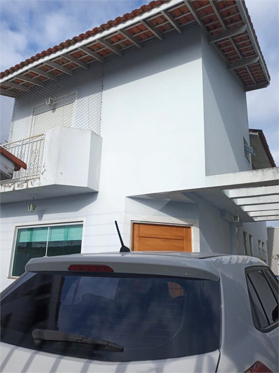 Sobrado à venda com 2 quartos, sendo 1 suíte, em Jardim Nathalie, Mogi das Cruzes, SP