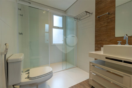 Casa à venda com 4 suítes no condomínio Las Cumbres, São Paulo - SP