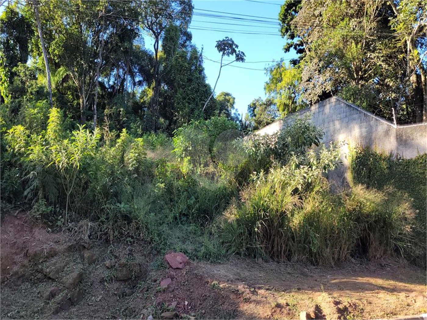 Terreno à venda no condomínio Champs Elysees Village, Mairiporã - SP