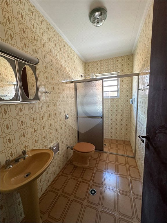 Casa à venda com 4 quartos, sendo 2 suítes,  em Vila Galvão, Guarulhos, SP