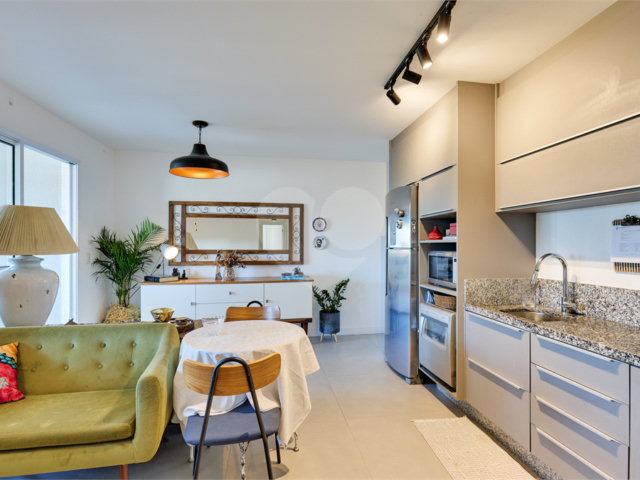 Apartamento à venda com 2 quartos, sendo 1 suíte,  em Santo Amaro, São Paulo, SP