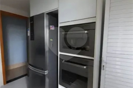 Apartamento à venda com 3 quartos, sendo 1 suíte, em Urbanova, São José dos Campos, SP
