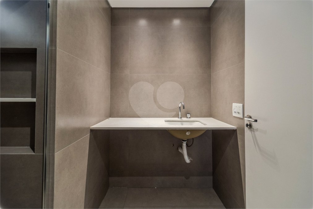 Apartamento à venda com 3 quartos, sendo 1 suíte, em Brooklin, São Paulo, SP