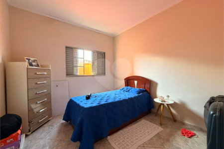 Sobrado à venda com 3 quartos, sendo 1 suíte, em Jardim Califórnia, Sorocaba, SP