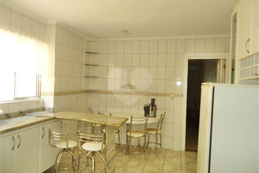 Sobrado à venda com 3 quartos, sendo 1 suíte, em Jardim Peri, São Paulo, SP
