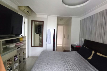 Apartamento Residencial à venda, Gonzaga, Santos - AP0695.