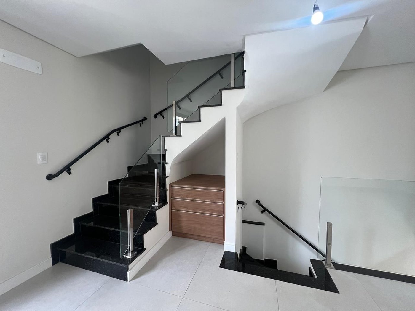Casa com 2 dormitórios à venda, 88 m² por R$ 875.000,00 - Ponta da Praia - Santos/SP