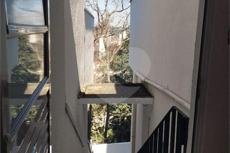 Sobrado à venda com 3 quartos em Vila Irmãos Arnoni, São Paulo, SP