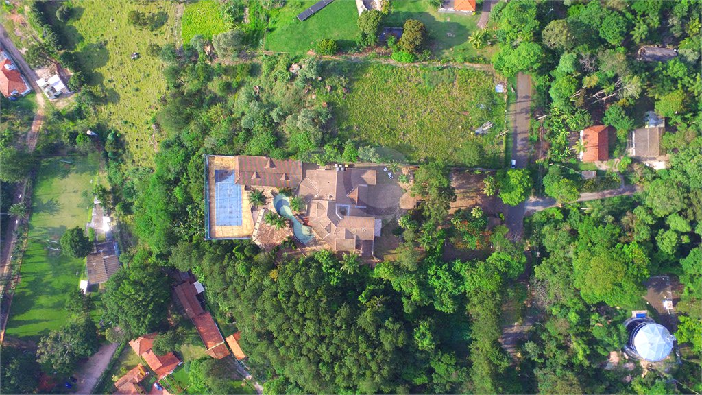 Casa à venda com 14 quartos, sendo 10 suítes, em Observatório, Vinhedo, SP