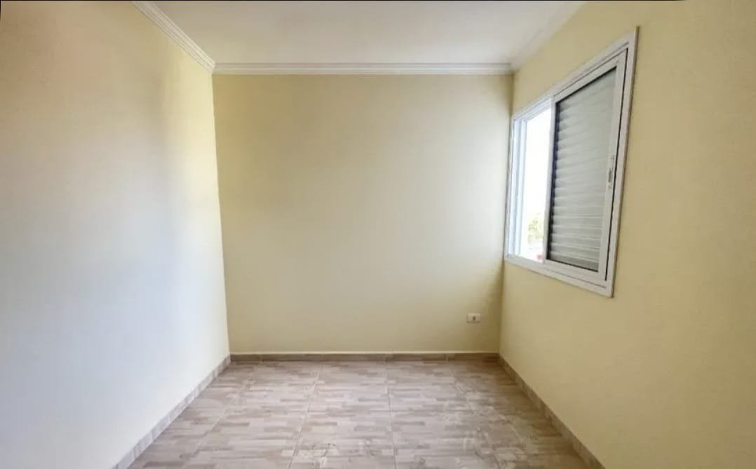 Casa à venda com 3 quartos, sendo 1 suíte, em Jardim Ester, São Paulo - SP