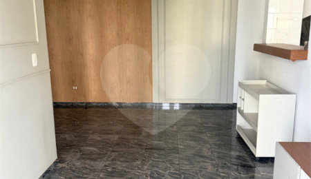 Apartamento à venda ou para alugar com 3 quartos, sendo 1 suíte,  em Santa Teresinha, São Paulo, SP