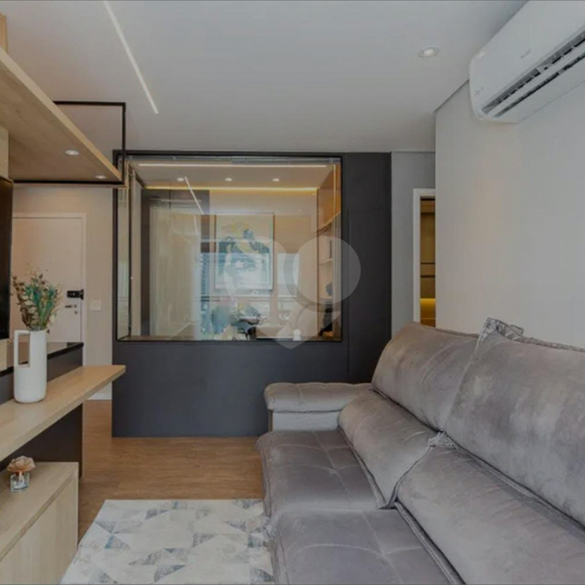 Apartamento à venda com 2 quartos, sendo 1 suíte,  em Chácara Santo Antônio, São Paulo, SP