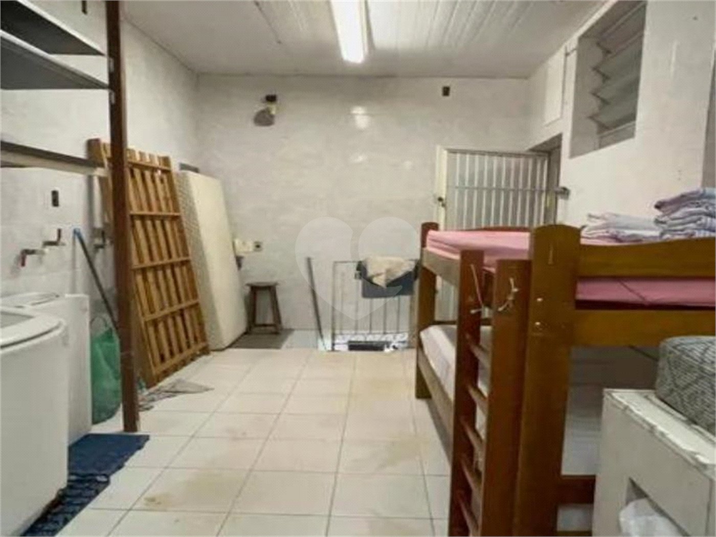 Loja à venda ou para alugar com 9 quartos, sendo 5 suítes, em Pinheiros, São Paulo, SP