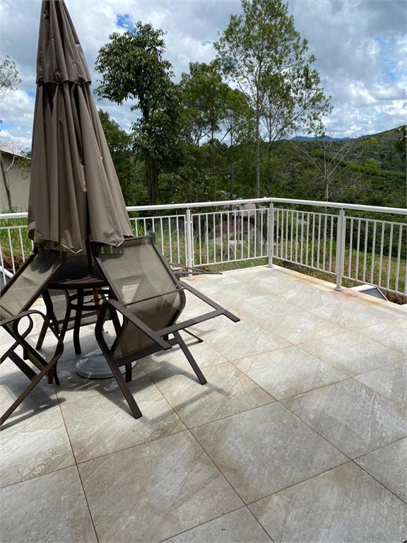 Casa à venda com 4 suítes no condomínio Reserva Ibirapitanga Ii, Santa Isabel - SP