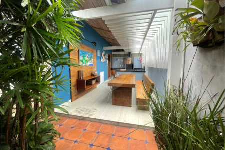 Casa em condomínio à venda com 4 quartos, sendo 2 suítes, em Geribá, Armação dos Búzios, RJ