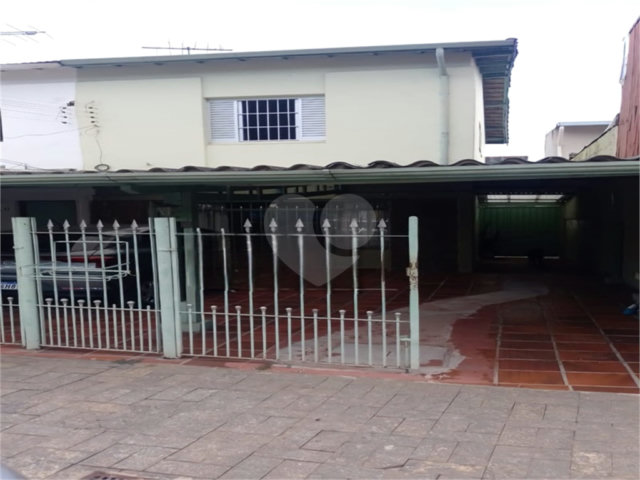 Sobrado à venda com 4 quartos em Vila Guilherme, São Paulo, SP