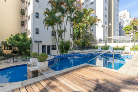 Apartamento à venda com 4 quartos, sendo 2 suítes, em Brooklin Paulista, São Paulo, SP