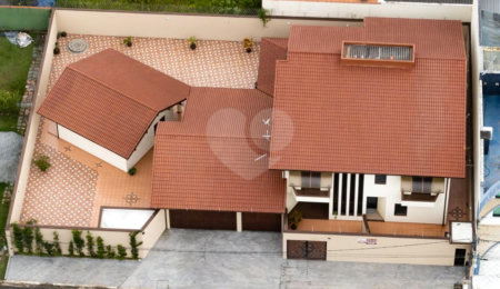 Casa à venda com 1 quarto, sendo 4 suítes,  no condomínio Jardim Altos de Suzano, Suzano - SP