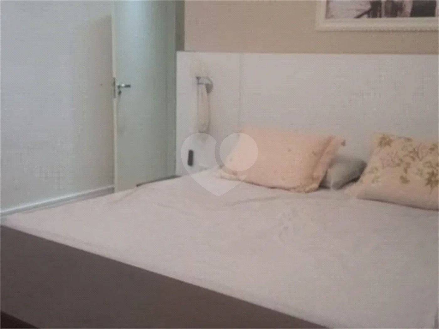 Casa à venda com 3 quartos, sendo 1 suíte, no condomínio Ibiaram 1, Itupeva - SP
