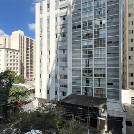 Apartamento à venda com 3 quartos, sendo 1 suíte, em Pinheiros, São Paulo, SP