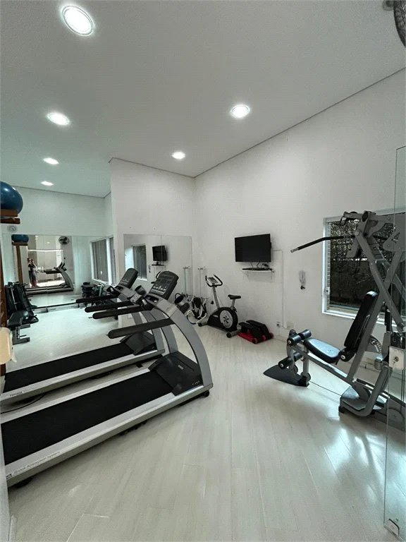 Apartamento à venda com 2 quartos, sendo 1 suíte,  em Vila Romana, São Paulo, SP