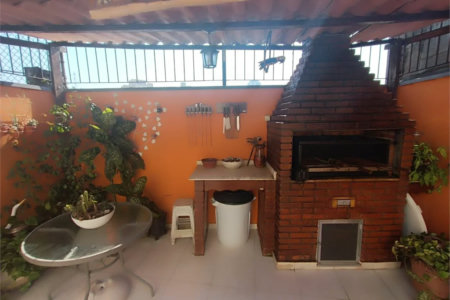 Sobrado à venda com 3 quartos, sendo 1 suíte, em Jaguaré, São Paulo, SP