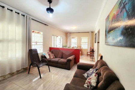 Casa à venda com 3 quartos, sendo 1 suíte, em Vista Alegre, Vinhedo, SP
