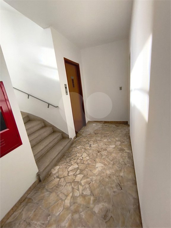 Apartamento à venda com 3 quartos, sendo 1 suíte,  em Lapa, São Paulo, SP