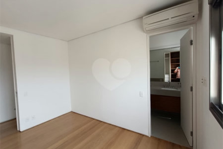 Apartamento à venda ou para alugar com 3 suítes em Pinheiros, São Paulo, SP