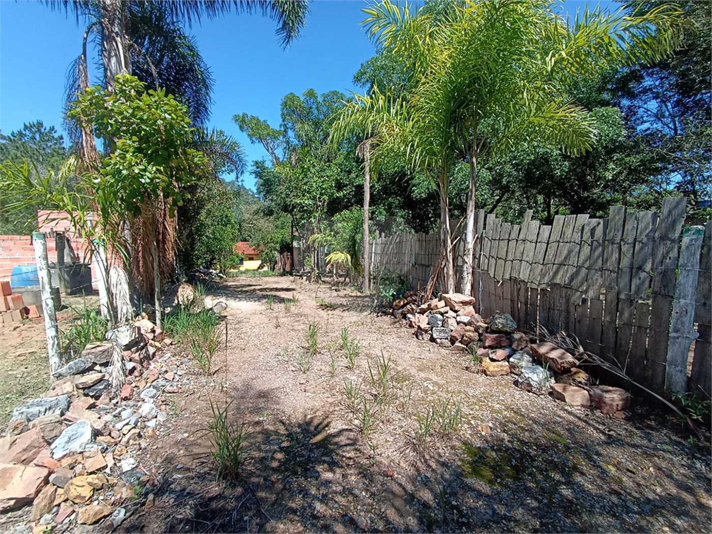 Chácara à venda ou para alugar com 2 quartos em Vila Nova Itapetininga, Itapetininga, SP
