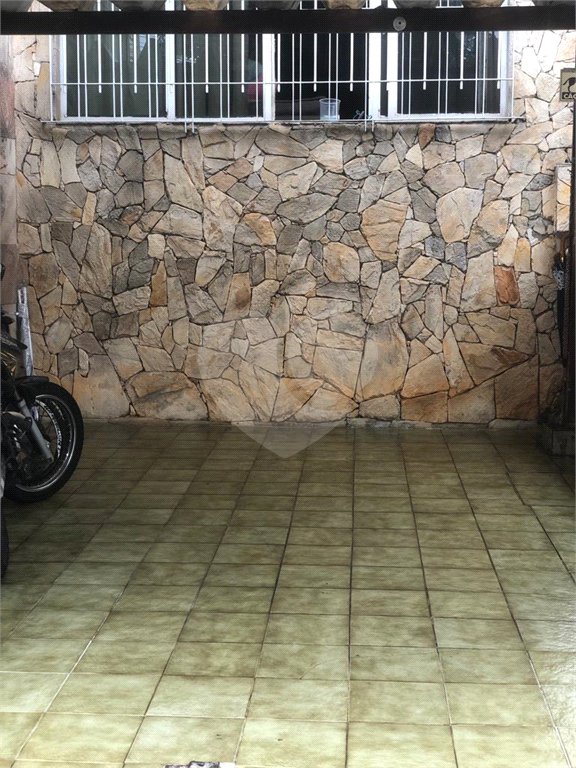 Sobrado à venda com 2 quartos em Artur Alvim, São Paulo, SP