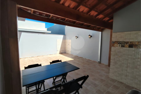 Casa à venda com 3 quartos no condomínio Residencial Lago dos Ipês, Itapetininga - SP