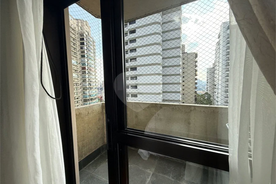 Apartamento à venda com 3 quartos, sendo 1 suíte, em Santana, São Paulo, SP
