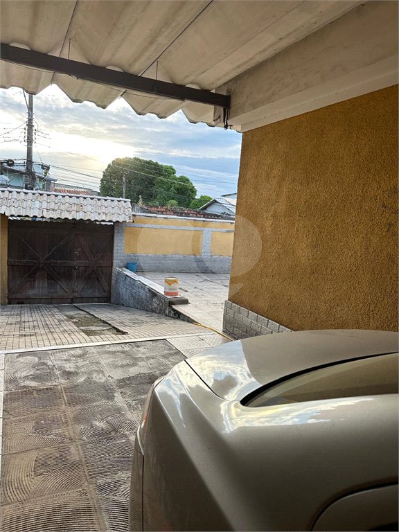 Casa à venda com 3 quartos em Santa Cruz, Rio de Janeiro, RJ