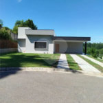 Casa à venda com 3 quartos, sendo 2 suítes, no condomínio Terra Caxambu, Jundiaí - SP